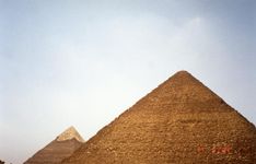 Caeop's and Keffren's pyramids